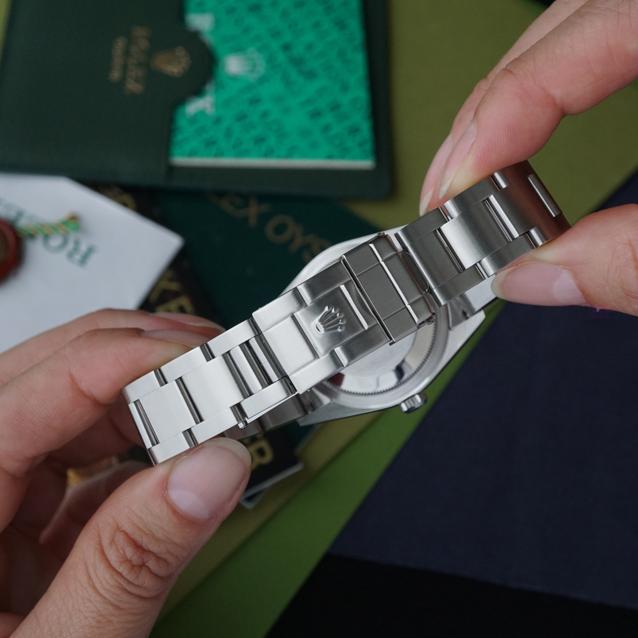 Rolex Explorer I Ref. 114270 Stainless Steel | Complete