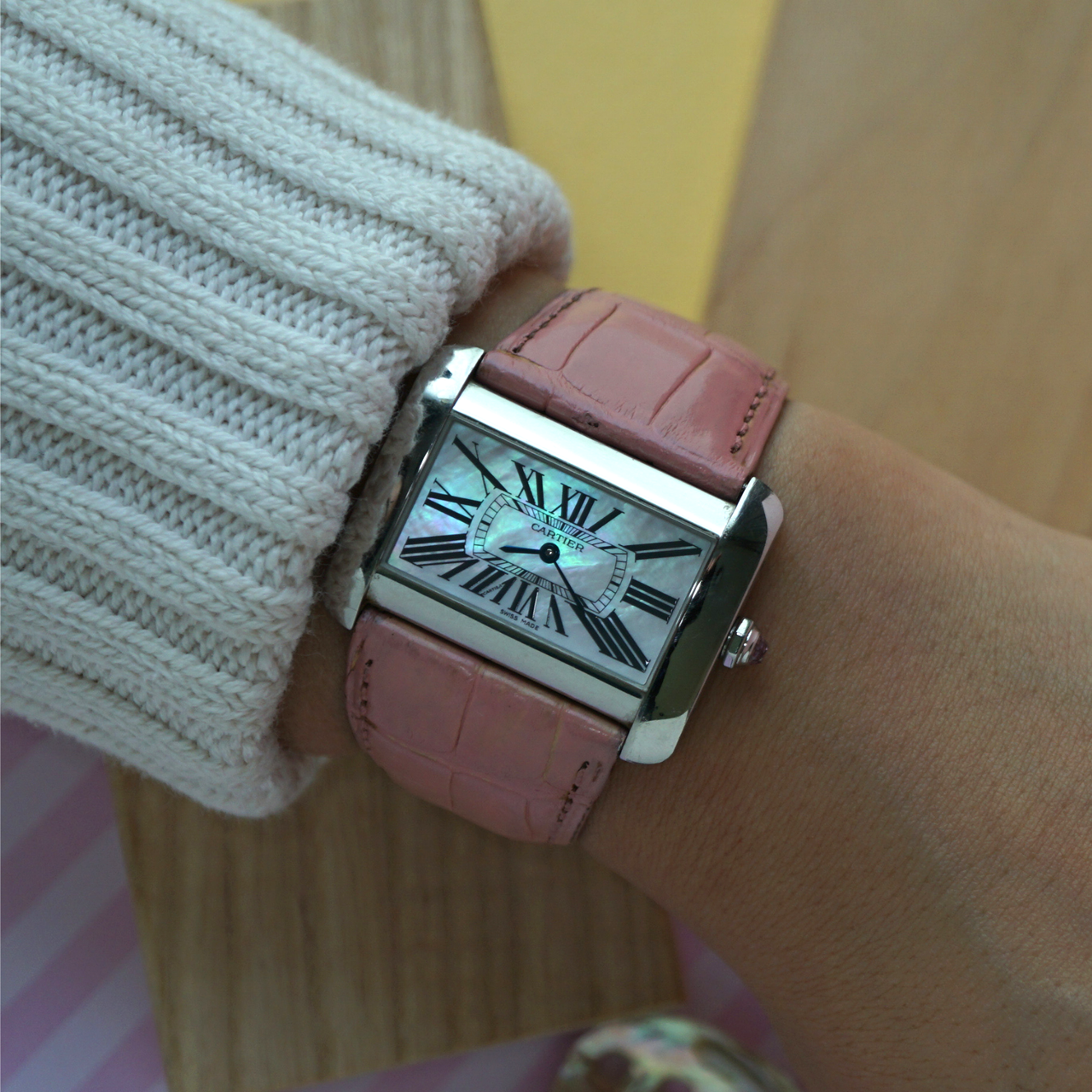 CARTIER TANK DIVAN 31mm Steel Watch Diamonds & Pink Sapphires MOP Dial Cartier Tank Divan Pink Mother of Pearl Dial MOP Quarz  main image 2