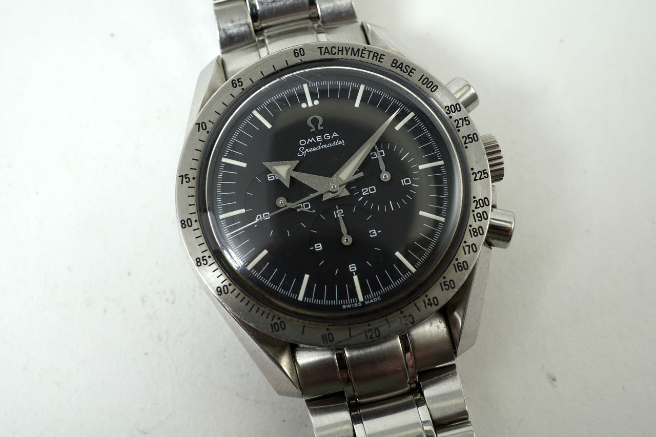 omega broad arrow