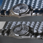Rolex Day-Date 118209 18k White Gold Silver Roman Dial Oyster Bracelet Box Papers 2001