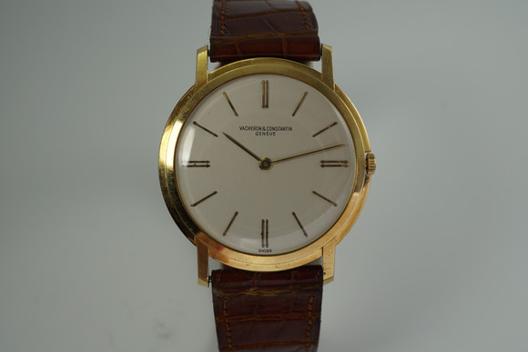 VACHERON & CONSTANTIN REFERENCE 6100 IN 18K YELLOW GOLD FROM THE MID 1950'S