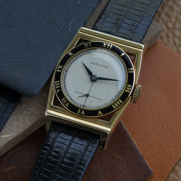 Hamilton 1940s Piping Rock Black Enamel 14k Yellow Gold