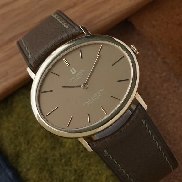 Universal Geneve Golden Shadow 18K Gold Automatic Oval Dress Watch 1970s