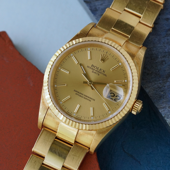Rolex Date 15238 Oyster Bracelet 18k Yellow Gold circa 2003