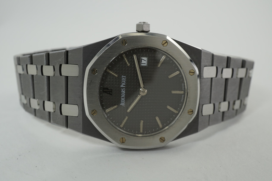 Audemars Piguet 561775 TT Royal Oak Championship tantalum & steel quartz c. 1987-94 preowned unisex for sale houston fabsuisse