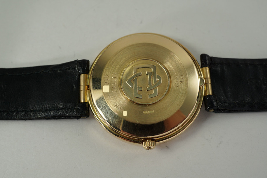 Van Cleef & Arpels Day Date LA Collection 18k automatic c. 2000's