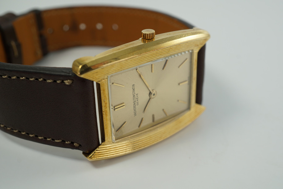 Vacheron Constantin 6891 Tonneau Shaped Watch 18k  yellow gold c. 1960-70's vintage pre-owned for sale houston fabsuisse
