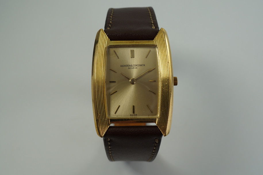 Vacheron Constantin 6891 Tonneau Shaped Watch 18k  yellow gold c. 1960-70's vintage pre-owned for sale houston fabsuisse