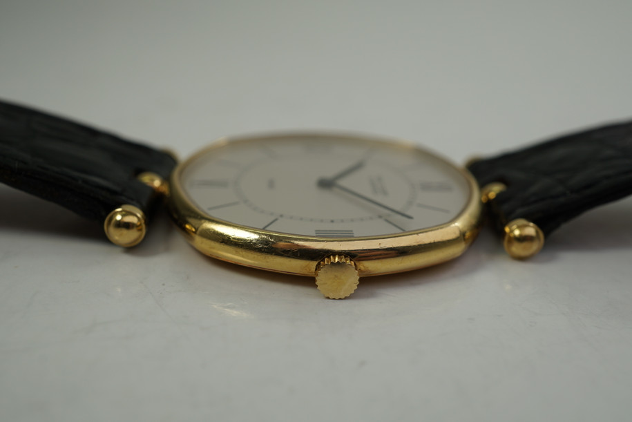 Van Cleef Arpels 6174 Man's Watch octagon shaped case 18k yellow gold c. 1980's pre owned for sale houston fabsuisse