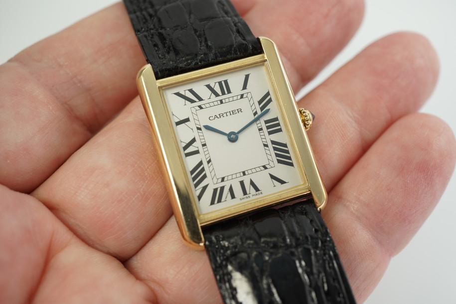 CARTIER REFERENCE 2742 TANK SOLO IN 18K YELLOW GOLD  FROM THE 2000'S