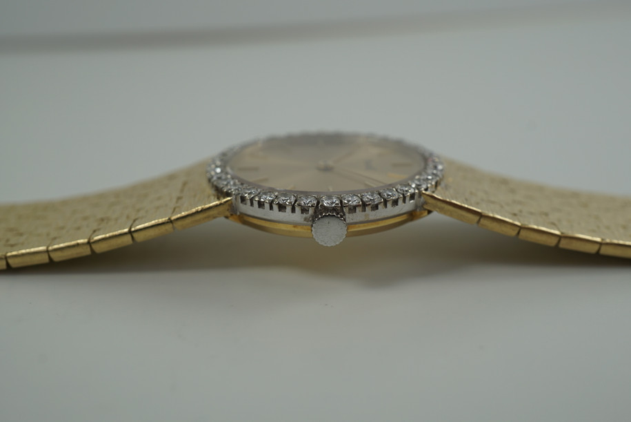 PIAGET LADIES 18KT FACTORY DIAMOND BEZEL BRACELET WATCH 926 A6 DATES 1970'S