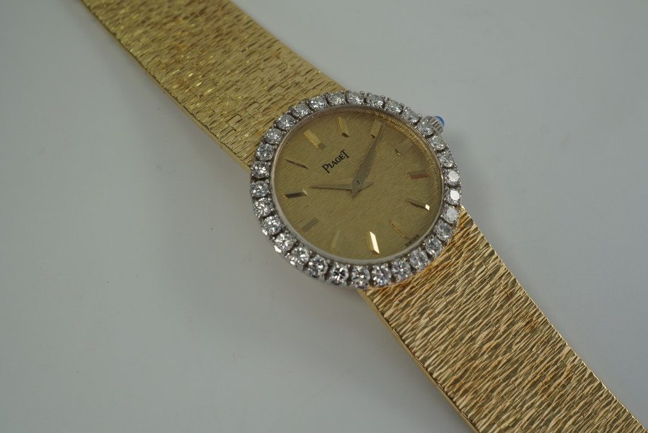 Piaget Diamond Ladies 18k Bracelet Watch 9190 A6 c.1970’s