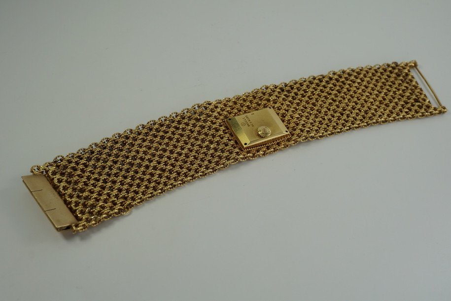 Piaget 18k Yellow Gold Mesh Bracelet Watch c. 1970’s
