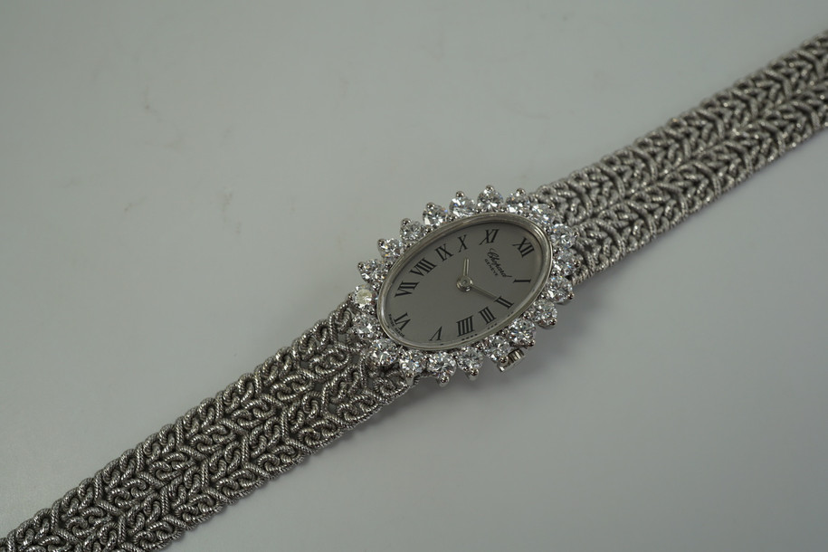 Chopard 18k White Gold Factory Diamond Bezel Ref. 5026-1 Women’s Bracelet Mesh Watch c. 1970’s