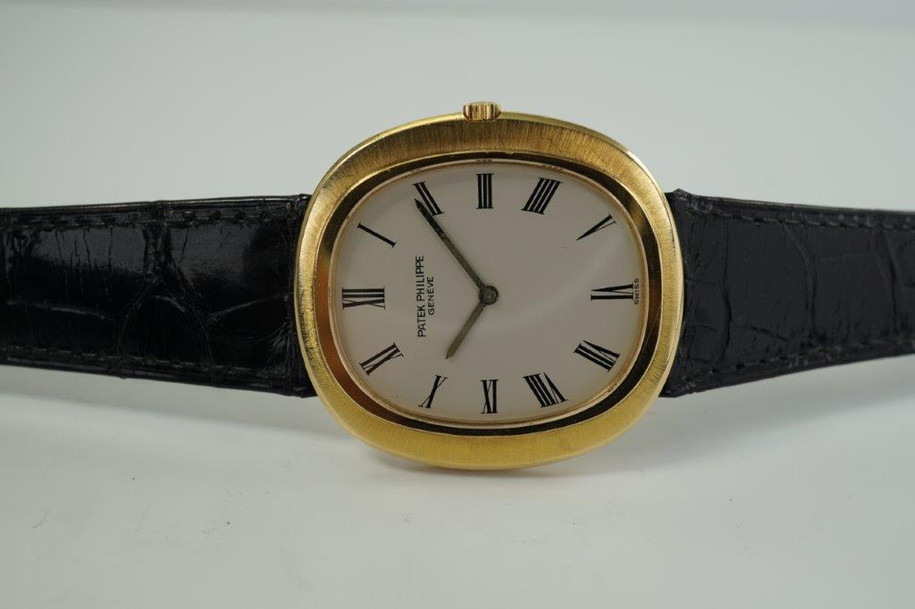  Patek Philippe 18k Yellow Gold 3589 Automatic Ellipse 