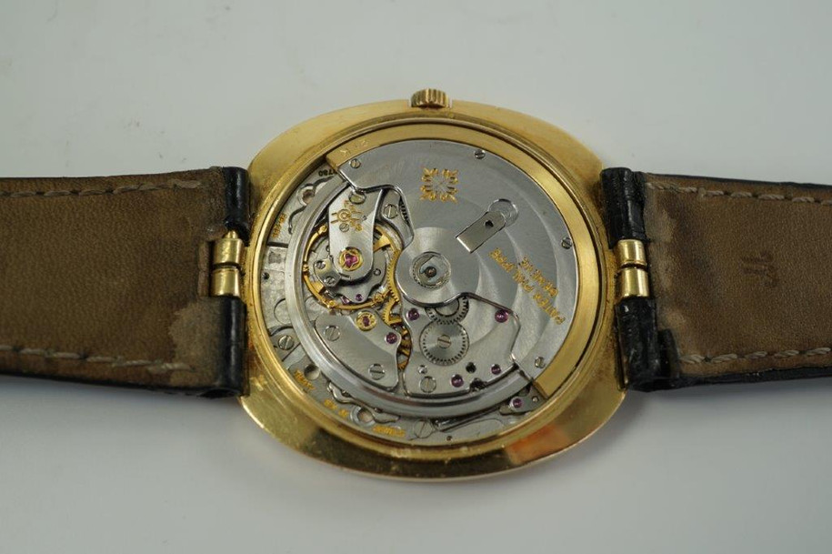  Patek Philippe 18k Yellow Gold 3589 Automatic Ellipse 