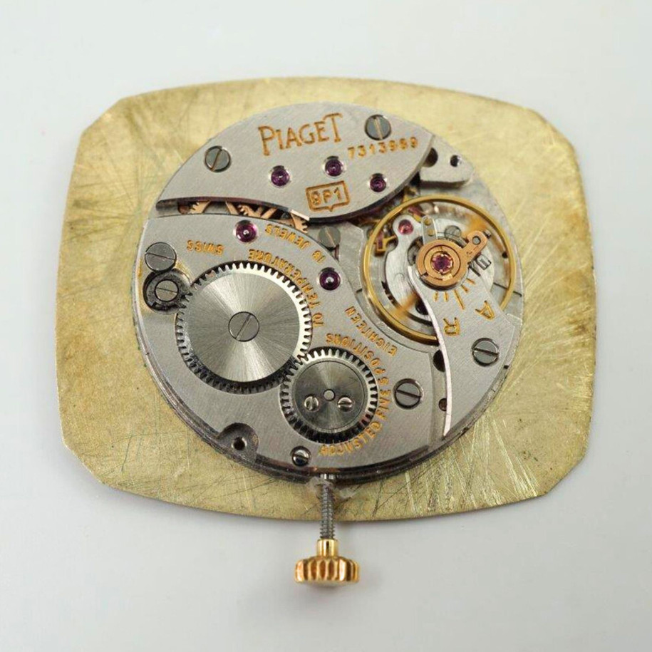 Fabsuisse vintage
Fabsuisse watch
Piaget 18k dress watch
Piaget clous de Paris gold
Piaget manual watch
Piaget vintage 18k
Piaget men watch
Piaget women watch