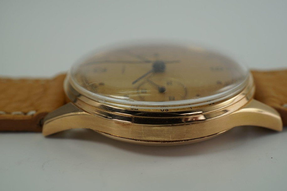 Tourneau Chronograph Ref. 760 Signed Turnheim 18k Rose Gold c. 1944