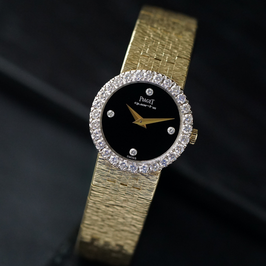 Fabsuisse watch
Vintage watch
Piaget polo
Piaget vintage polo
Piaget black onyx dial watch
Piaget 18k gold onyx
Piaget onyx diamond gold
Piaget diamond onyx 
Piaget polo women
Piaget polo women gold vintage
Piaget 18k gold women 
Piaget vintage women watch
Piaget polo 1980