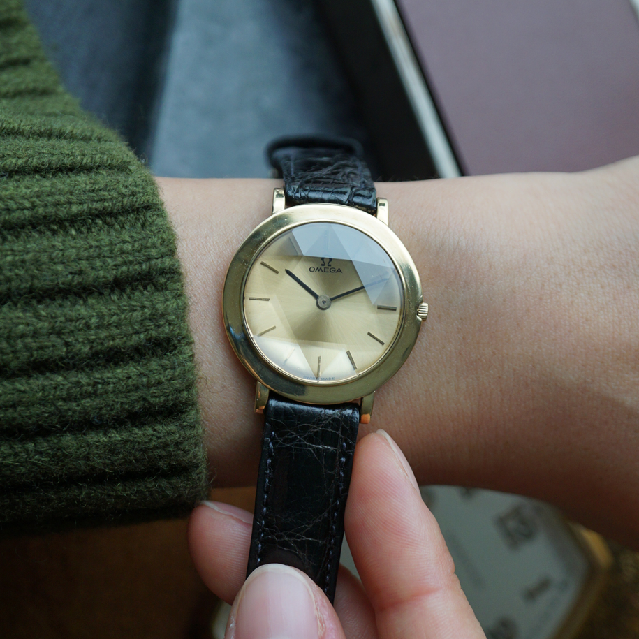 Fabsuisse watch
Fabsuisse vintage
Omega damier
Omega rare vintage watch
Omega 14741 rare gold
Omega 14741 diamond crystal
Omega ultra-thin
Omega ultra-thin 1960
Omega ultra-thin 14741
Omega 1960 14741