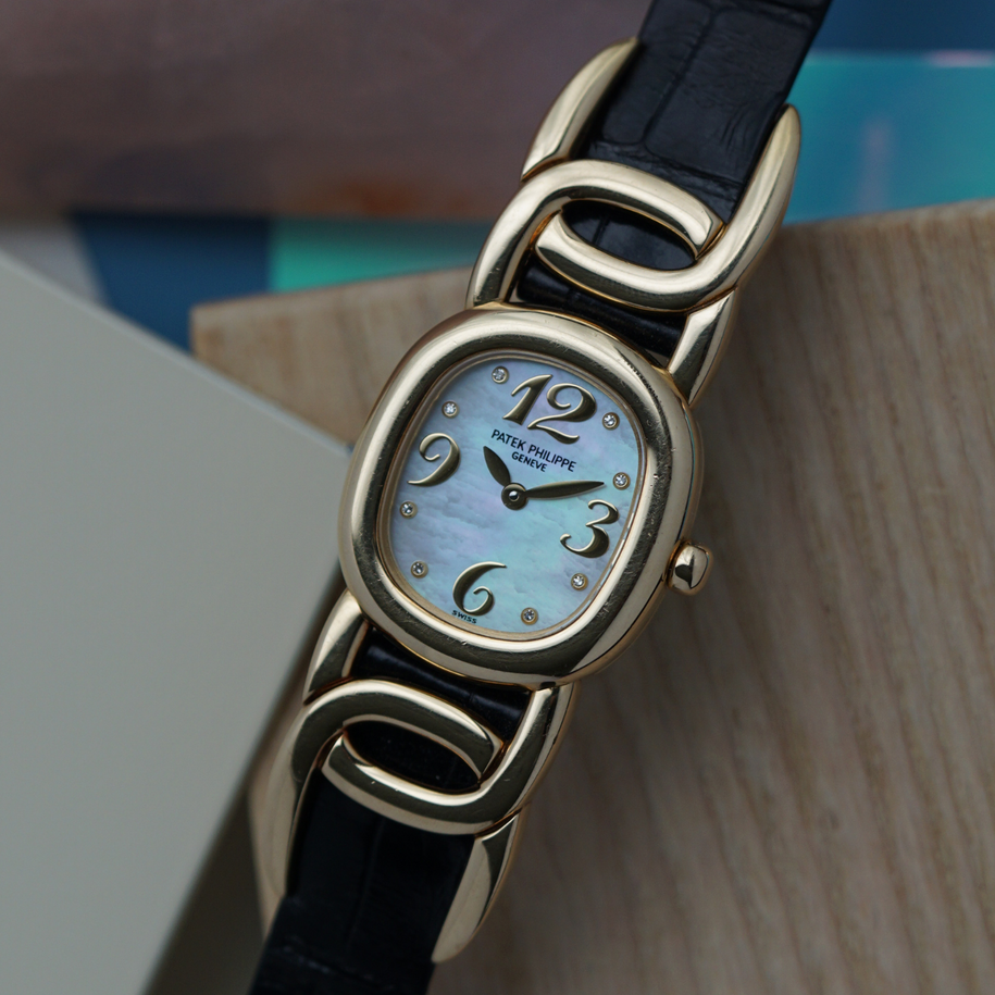 Fabsuisse watch
Fabsuisse vintage
Ppco watch
ppco ellipse watch
Patek ellipse watch
Patek ellipse mother of pearl watch
Patek 4830 watch
Patek ellipse 4830
PPco ellipse 4830
PPco 4830 watch
Patek quartz watch
Patek ellipse mother of pearl watch
Patek ellipse gold watch
Gold Patek rare watch
Patek gold watch
Patek vintage watch
Vintage Patek watch
Vintage patek white Gold watch
Gold patek vintage watch
Patek white gold ellipse watch
Patek women watch