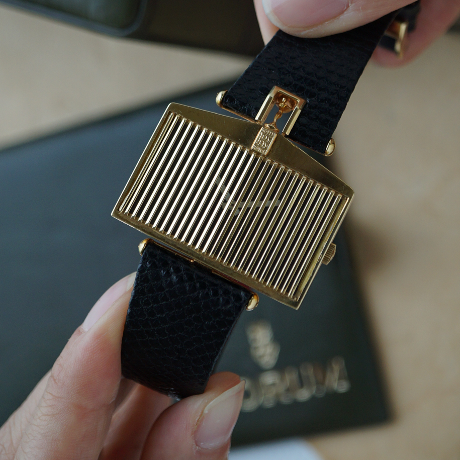 Fabsuisse watch
Fabsuisse vintage
Corum rolls Royce watch
Corum rolls royce 18k yellow gold 
Corum vintage rolls royce
Corum rolls royce box
Corum rolls royce grille
Corum rolls royce 55585