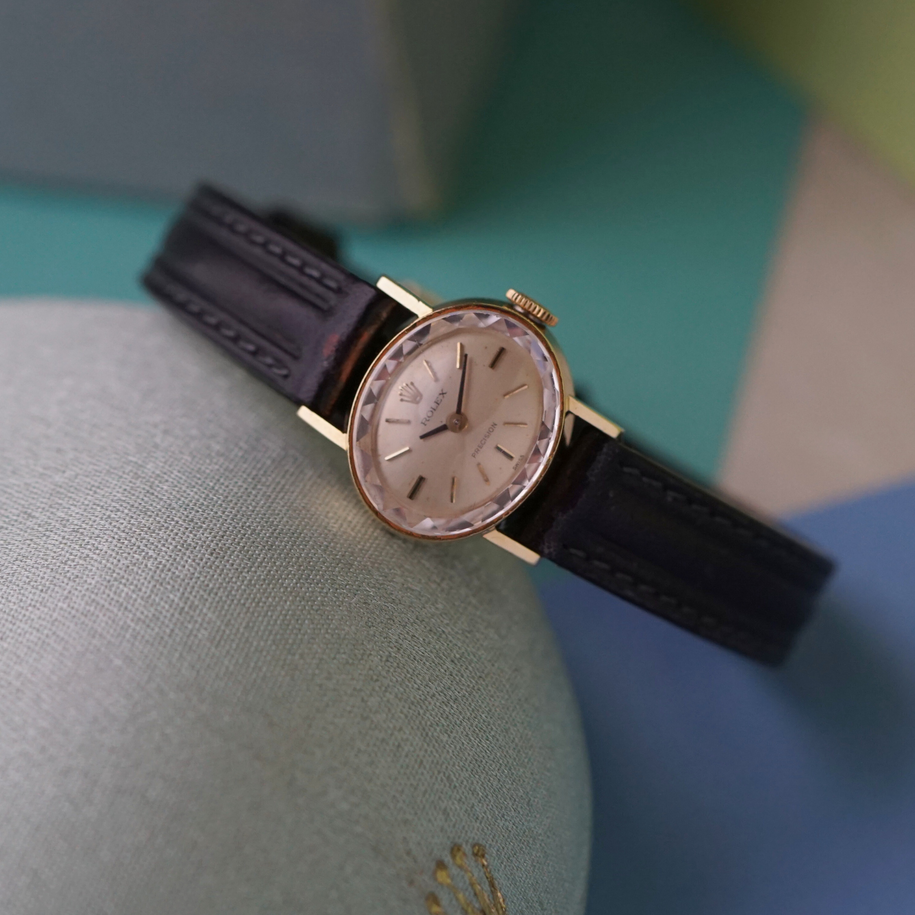 Fabsuisse watch
Fabsuisse vintage
Rolex orchid vintage
Rolex women watch
Rolex 18k gold watch
Rolex women 18k gold watch
Rolex vintage precision watch
Rolex vintage orchid watch