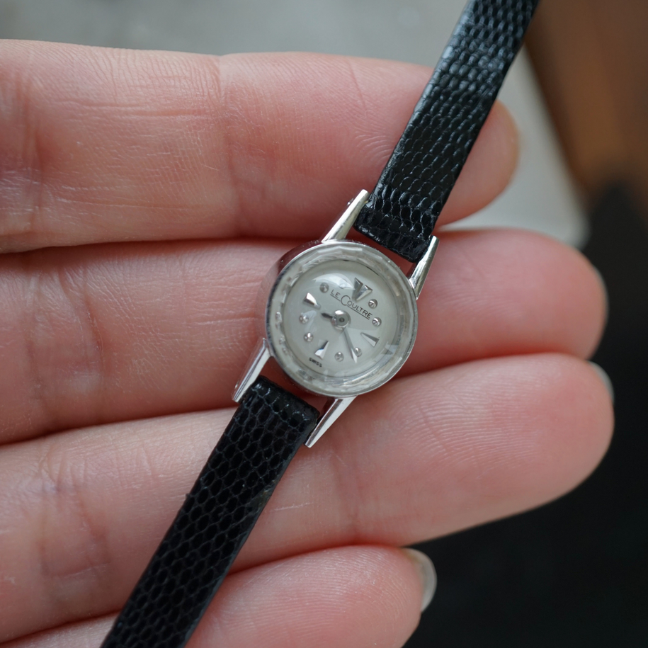 Fabsuisse watch
Fabsuisse vintage
Lecoultre vintage
Lecoultre ladies 14k
Lecoultre vintage ladies
Lecoultre 1940s