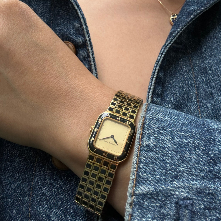 Fabsuisse vintage
Fabsuisse Vintage watch
Audemars Piguet enamel watch
AP tile watch
AP vintage watch
AP 1980s watch
Audemars Piguet gold vintage watch
AP gold vintage watch
Audemars Piguet gold enamel watch
AP gold enamel watch
Audemars Piguet rare vintage watch
AP rare vintage watch
Audemars Piguet rare vintage women’s gold watch
AP rare vintage women’s gold watch