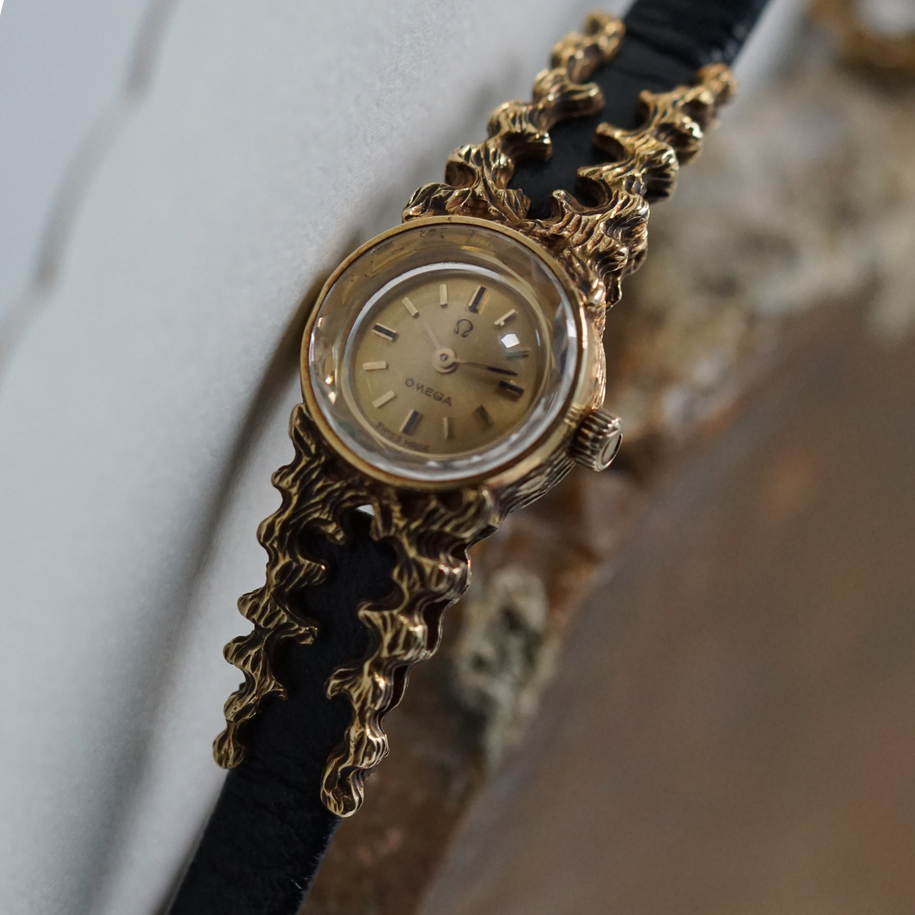 Fabsuisse watch
Fabsuisse vintage
Gilbert Albert omega
Gilbert Albert vintage omega
Gilbert Albert 1963 omega
Omega 1963 Gilbert Albert
Omega 1963 18k yellow gold
Omega 1963 gold nugget
Omega rare gilbert Albert