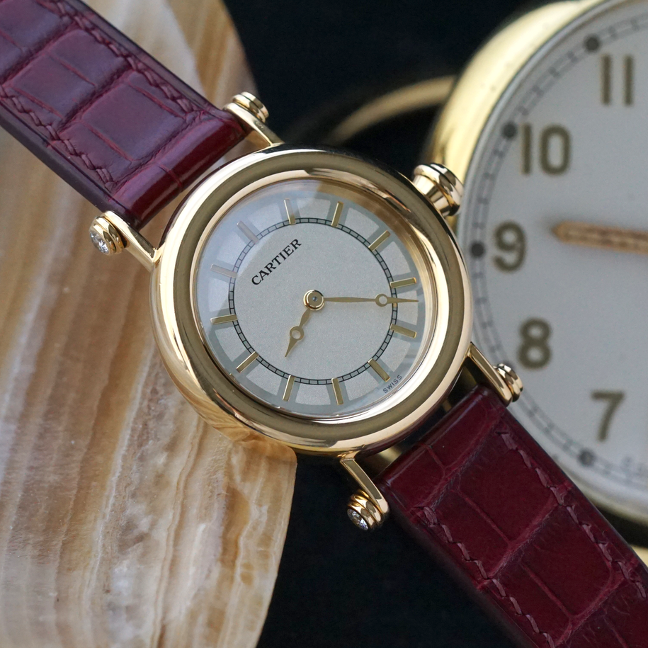 Fabsuisse watch
Fabsuisse vintage 
Fabsuisse watch
Fabsuisse vintage watch
Cartier diabolo diamond
Cartier 1990s
Cartier diabolo diamond rare
Cartier diamond rare
Cartier ladies watch
Cartier women
Cartier diabolo women
Cartier 1461 Cartier small diabolo
Cartier 32 mm diabolo
Cartier diabolo watch