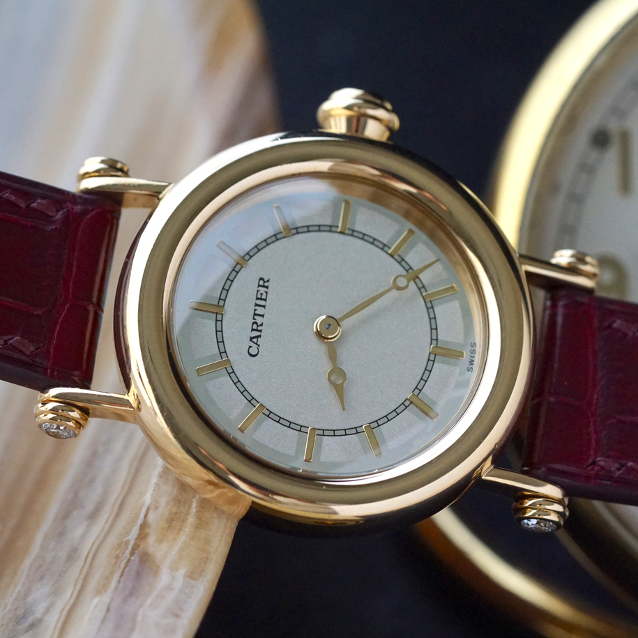 Fabsuisse watch
Fabsuisse vintage 
Fabsuisse watch
Fabsuisse vintage watch
Cartier diabolo diamond
Cartier 1990s
Cartier diabolo diamond rare
Cartier diamond rare
Cartier ladies watch
Cartier women
Cartier diabolo women
Cartier 1461 Cartier small diabolo
Cartier 32 mm diabolo
Cartier diabolo watch