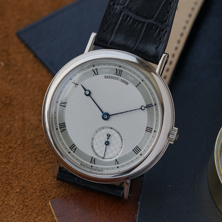 Fabsuisse watch
Fabsuisse vintage
Breguet classique guilloche 5140
Breguet classique women 18k white gold
Breguet classique 5140
Breguet classique 18k white gold
Breguet classique 5140 white gold
Breguet classique 5140 guilloche