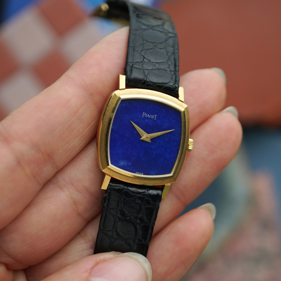 Fabsuisse watch
Fabsuisse vintage
Piaget Lapis 9233 Vintage Small Cushion Yellow Gold 1970s
Piaget lapis vintage watch
Piaget vintage 1970
Piaget 9233 
Piaget vintage 18k yellow gold
Piaget vintage lapis
Piaget lapis 1970
Piaget lapis gold
Piaget mini cushion 
Piaget lapis vintage
Piaget 1970 hobnail