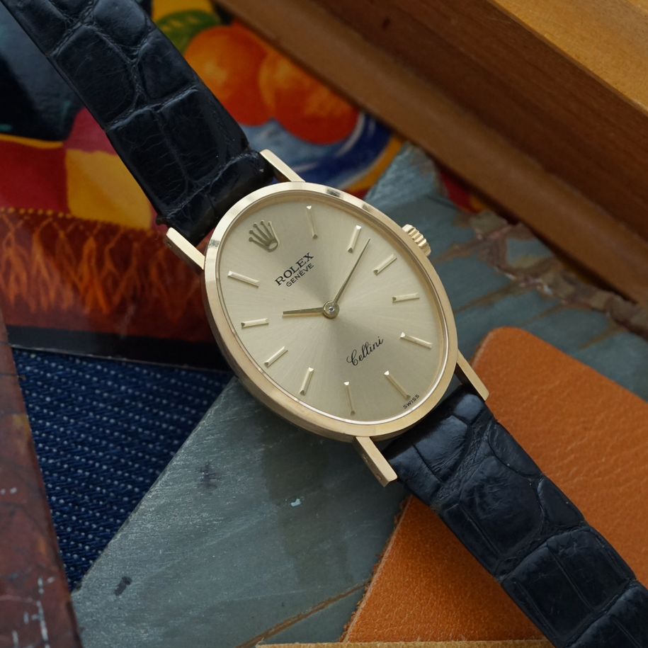 Rolex Vintage Cellini Oval 18k Yellow Gold 1970s