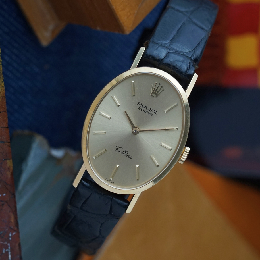 Rolex Vintage Cellini Oval 18k Yellow Gold 1970s