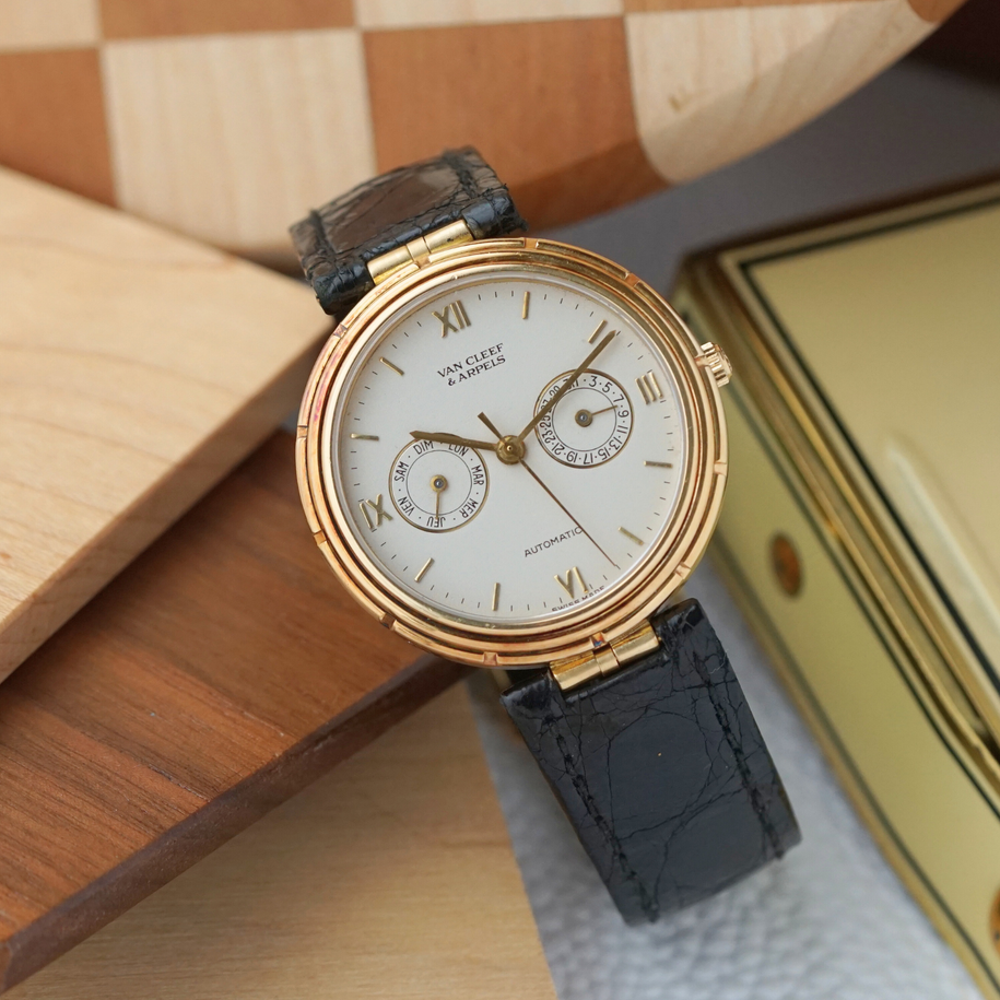 Van Cleef & Arpels La Collection Day-Date Edition 117003 18k Yellow Gold 2000s