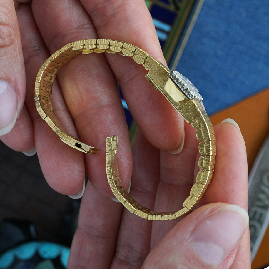 Piaget Ladies Tiny Diamond Yellow Gold Bracelet Watch 1970s