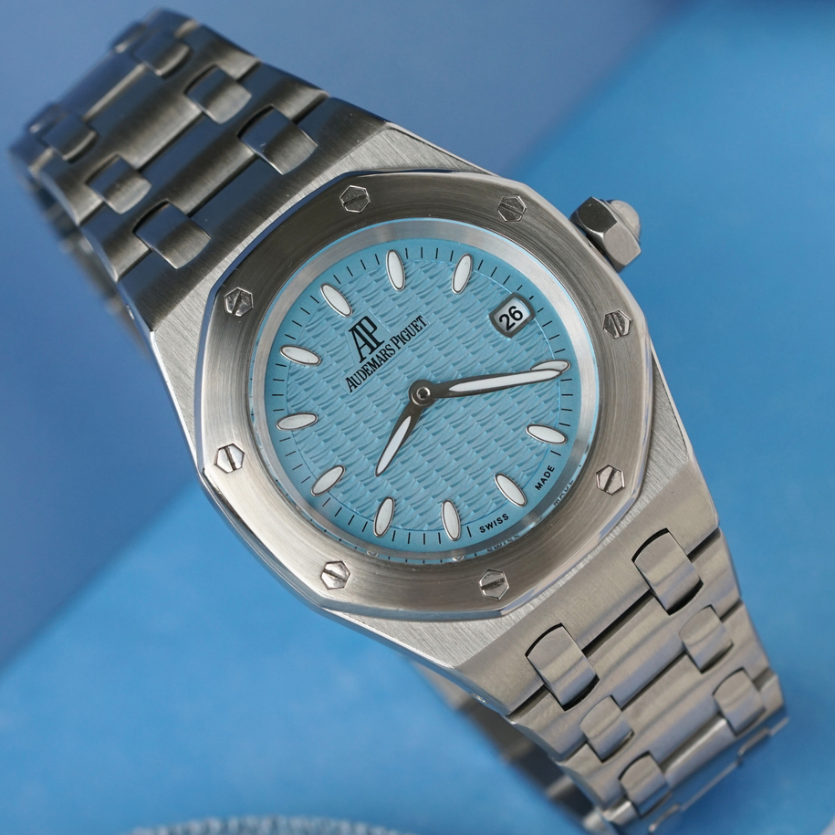 Audemars Piguet Royal Oak Ladies Blue Tapisserie Quartz  67600ST.OO.1210ST.02