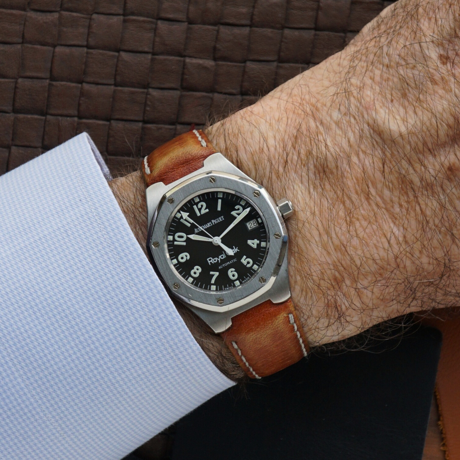 Audemars Piguet Royal Oak Military Black Dial 14800ST