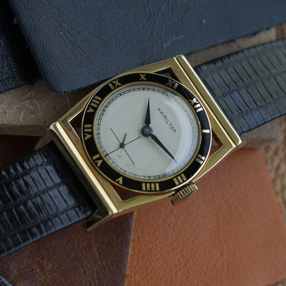 Hamilton 1940s Piping Rock Black Enamel 14k Yellow Gold