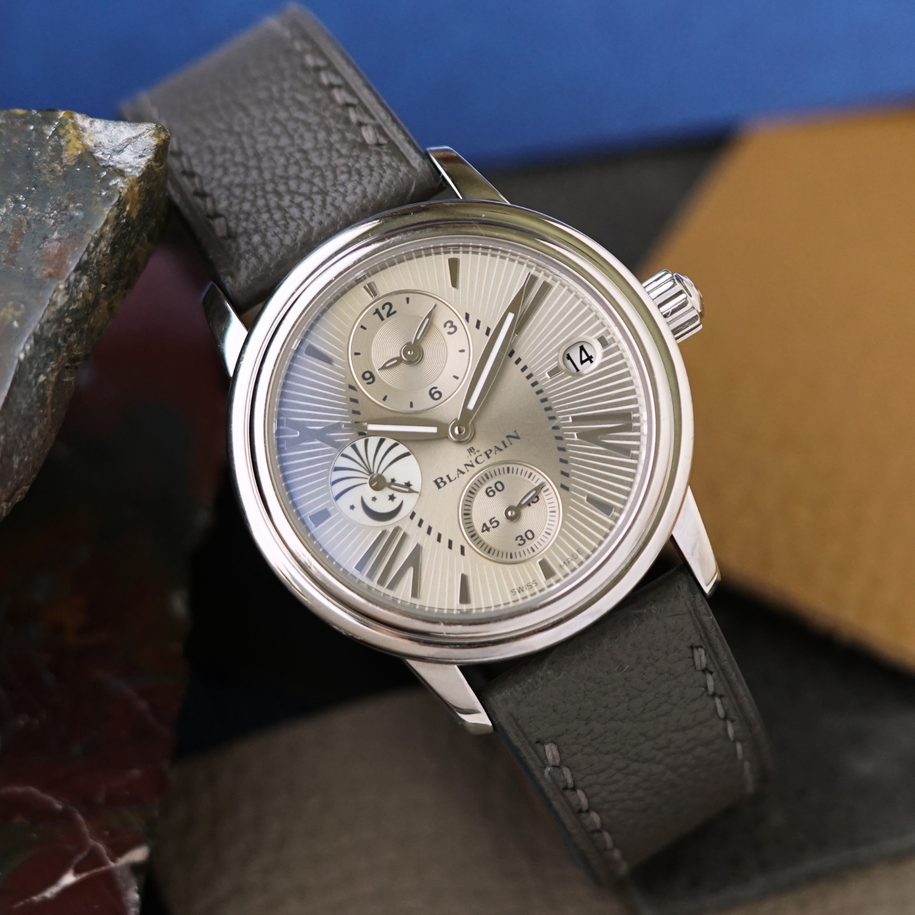 Blancpain Dual Time Zone Moonphase Steel 34mm 3760-1136-52B  Automatic