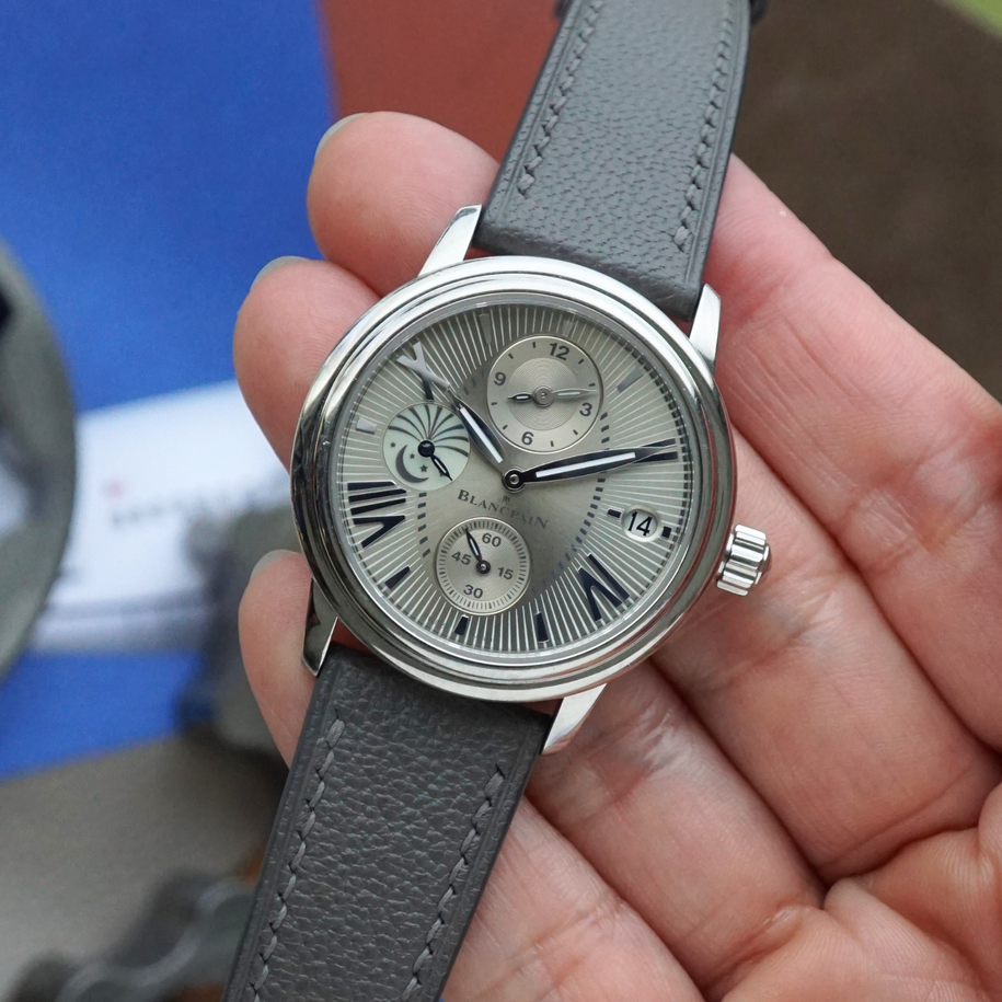 Blancpain Dual Time Zone Moonphase Steel 34mm 3760-1136-52B  Automatic