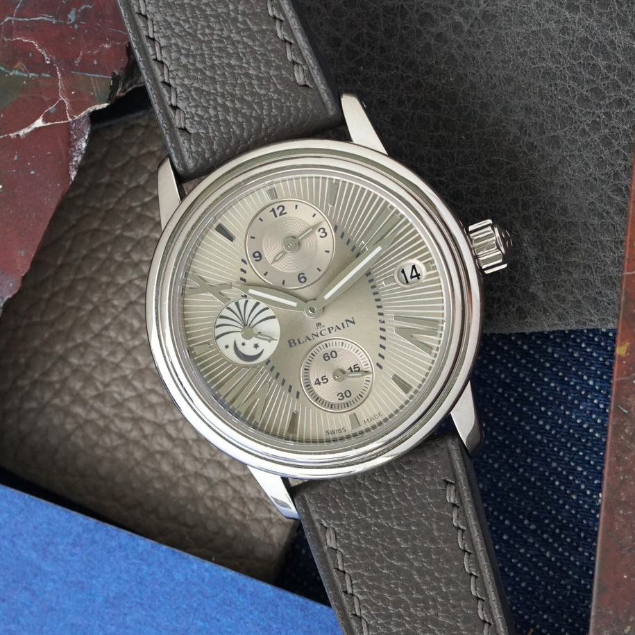 Blancpain Dual Time Zone Moonphase Steel 34mm 3760-1136-52B  Automatic