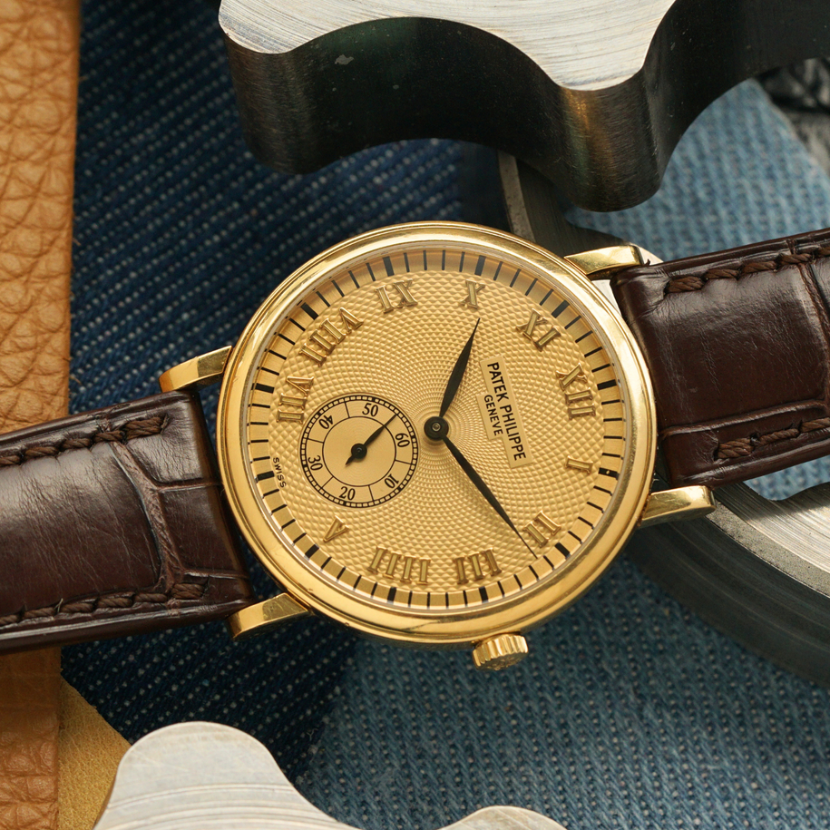 Patek Philippe Calatrava 5022J Guilloche 18k Yellow Gold 32mm Manual Wind 2000s