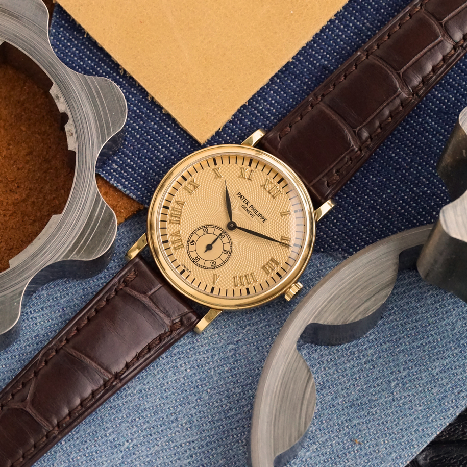Patek Philippe Calatrava 5022J Guilloche 18k Yellow Gold 32mm Manual Wind 2000s