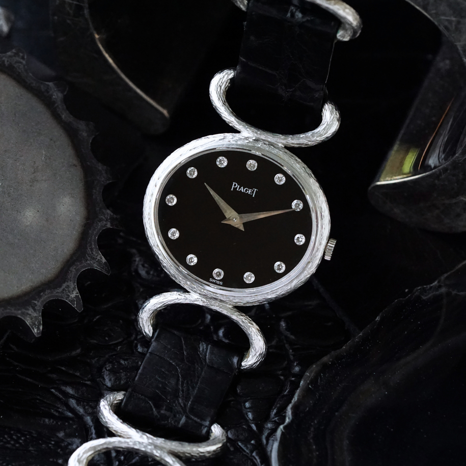 Piaget 1970s Onyx Diamond 9802D Belt Buckle 18k White Gold