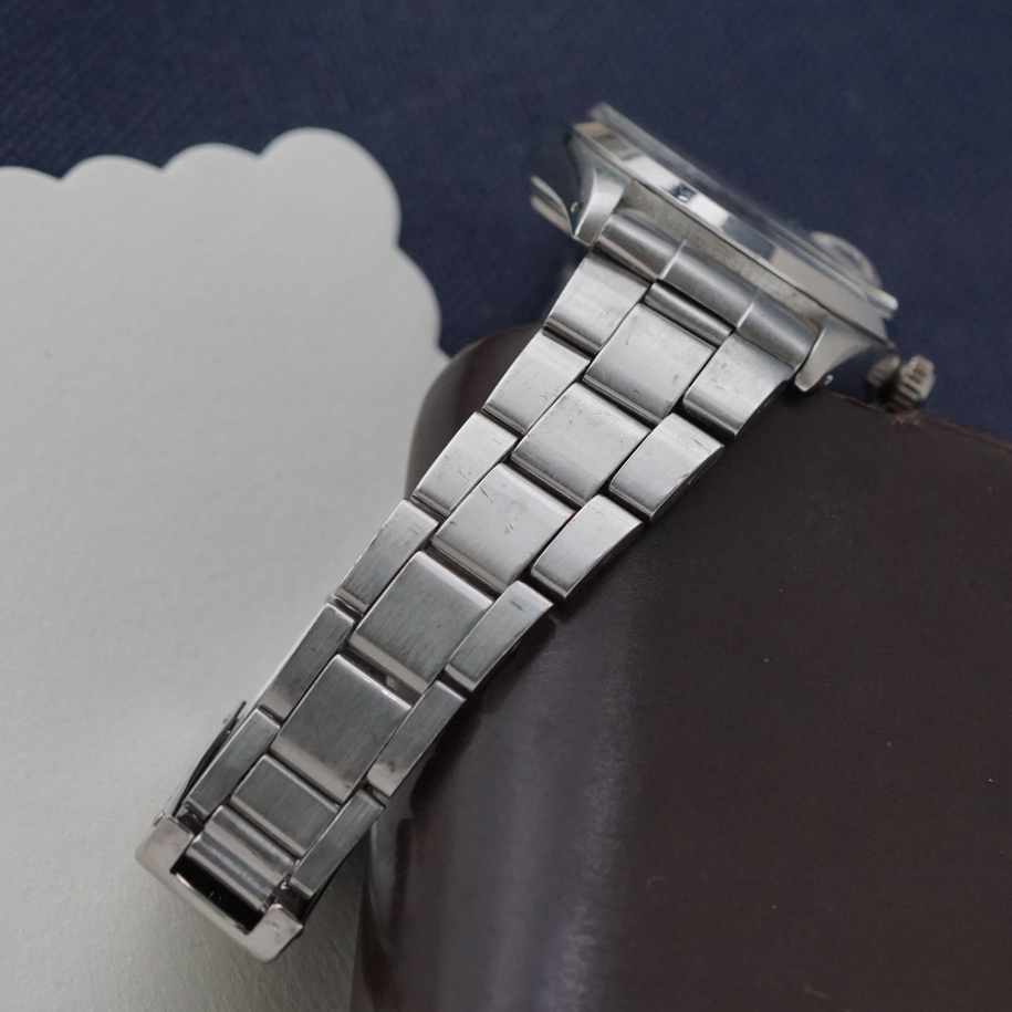 Rolex 1972 Date Ref. 1500 Radial Dial Stainless Steel Oyster Bracelet