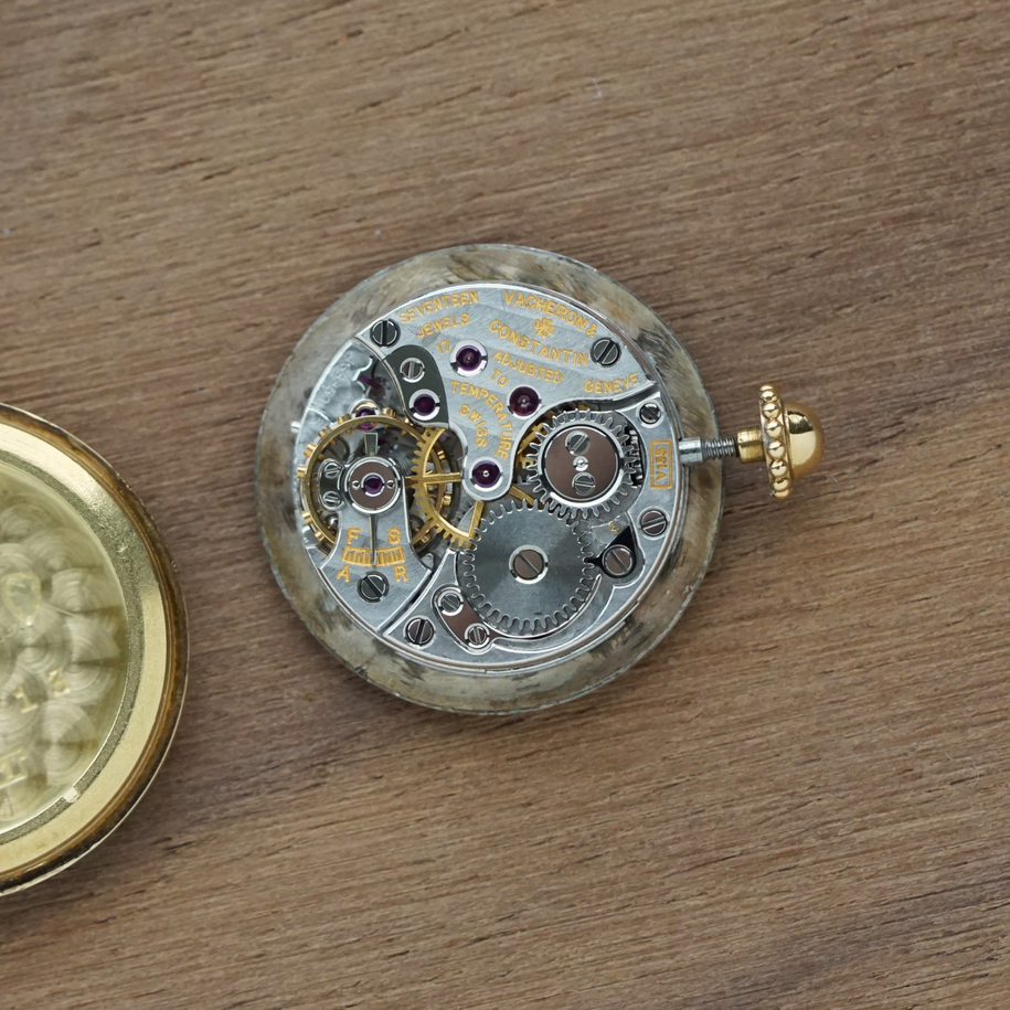 Vacheron Constantin Vintage Mini Teardrop Lug Watch 18k Yellow Gold 1940s 1950s