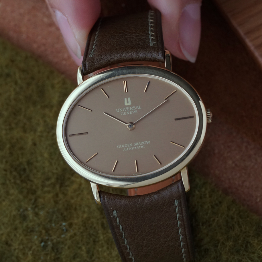 Vintage Universal Geneve Golden Shadow 18k Yellow Gold